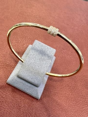 Taşlı Gold Kelepçe