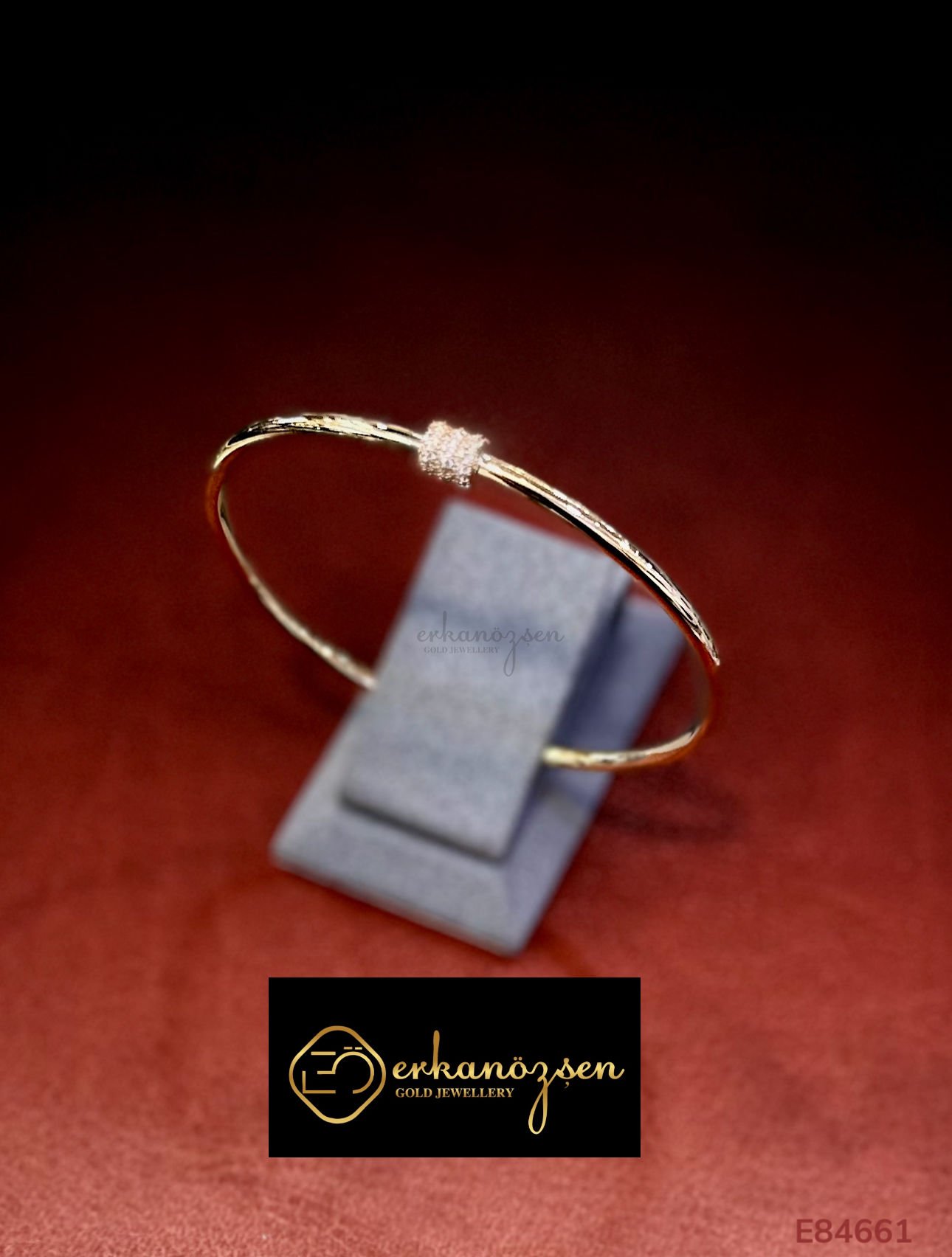 Taşlı Gold Kelepçe
